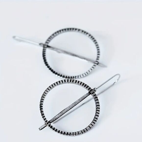 ✨ 🆕 ✨BoHo Vintage Round Hollow Hanging Earrings✨ - Picture 5 of 11